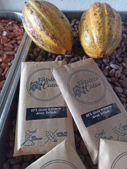 Barra de caco y almendras