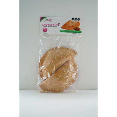 Empanadita rellena de dulce de coco