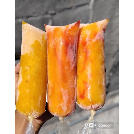 Bolis de mango con chamoy